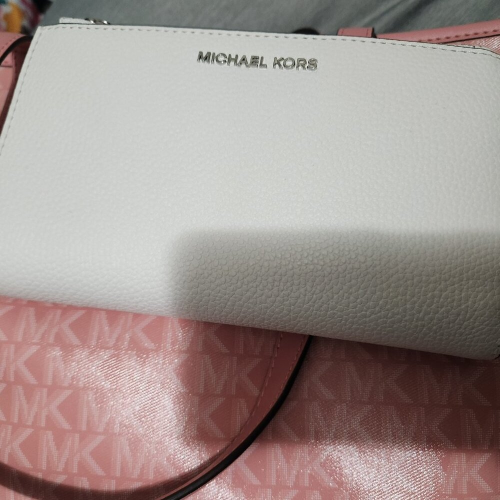 Michael Kors wallet